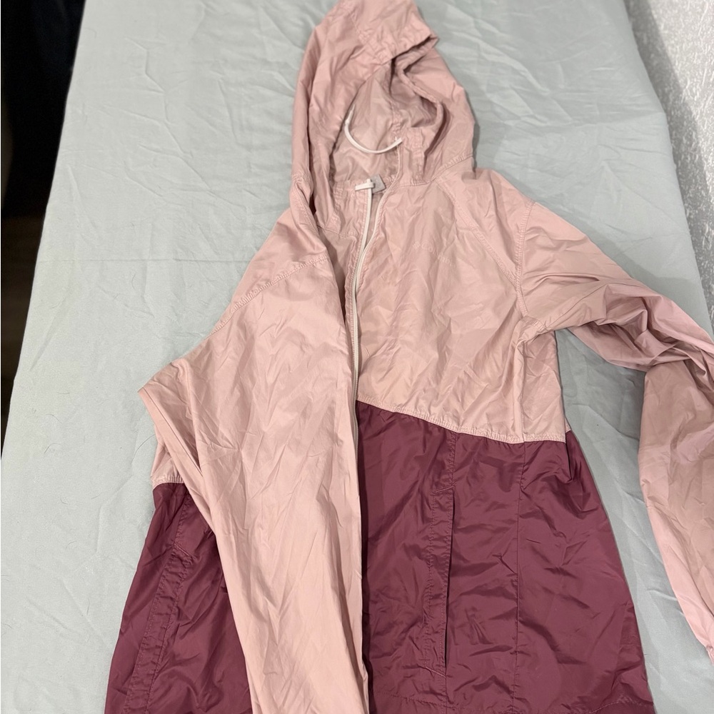 Columbia windbreaker